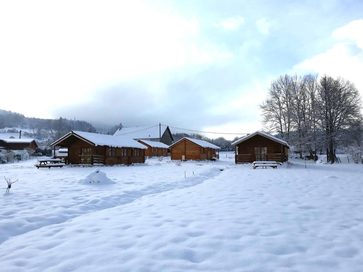 Chalets Les 5 Loups Gerbepal Exterior photo