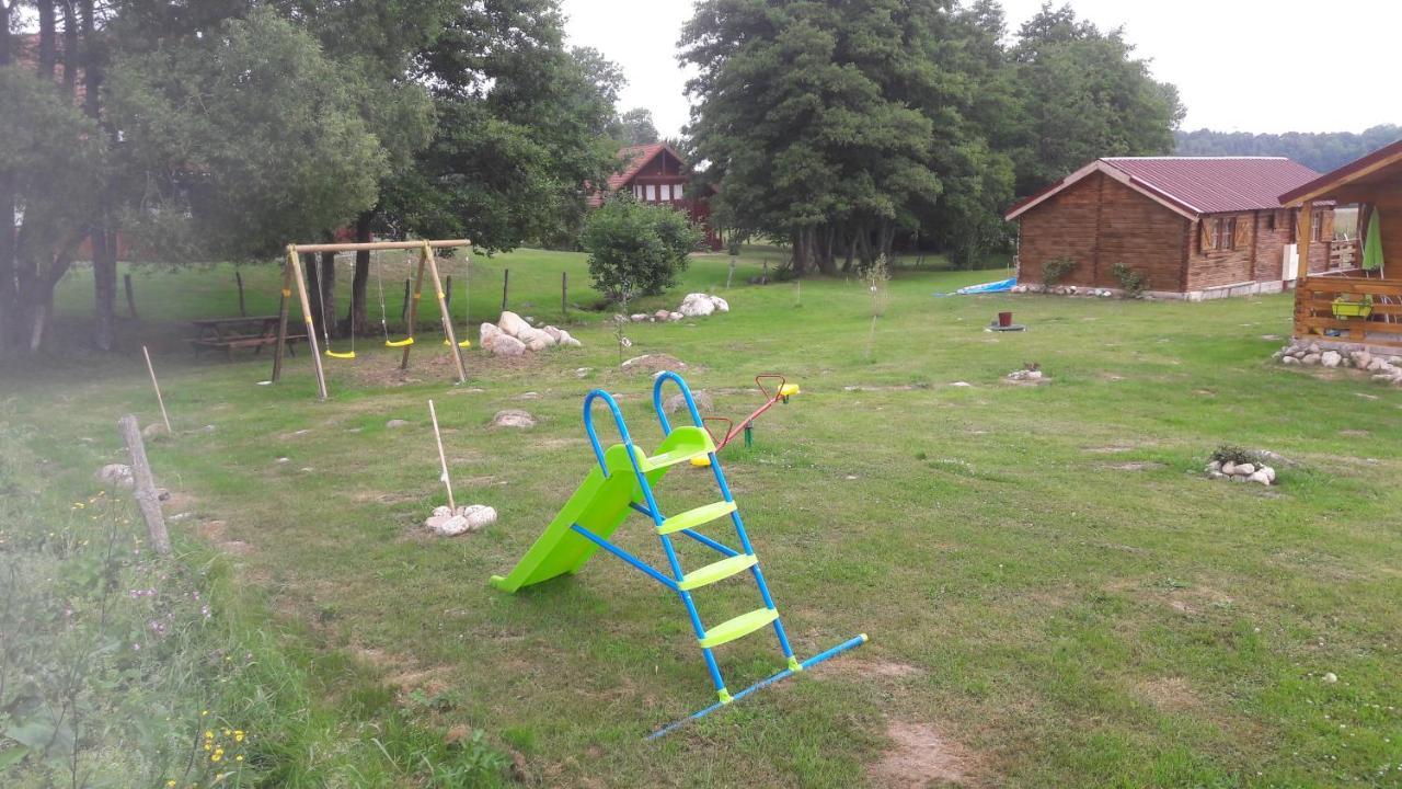 Chalets Les 5 Loups Gerbepal Exterior photo