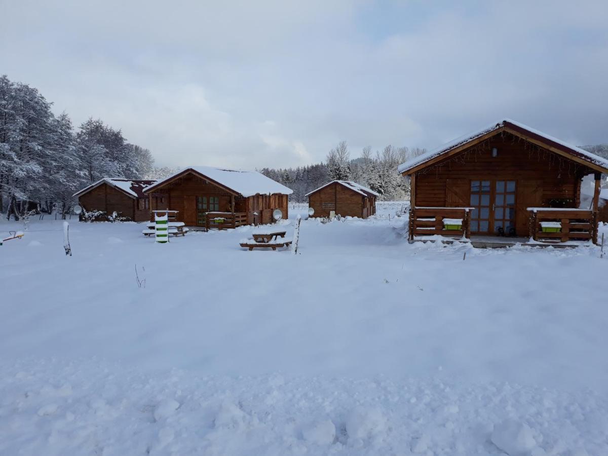 Chalets Les 5 Loups Gerbepal Exterior photo